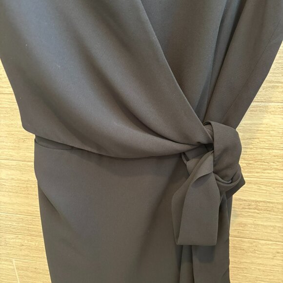 🍀Jones Wear Classic Sleeveless V-Neck Asymmetrical Black Dress - Picture 7 of 12